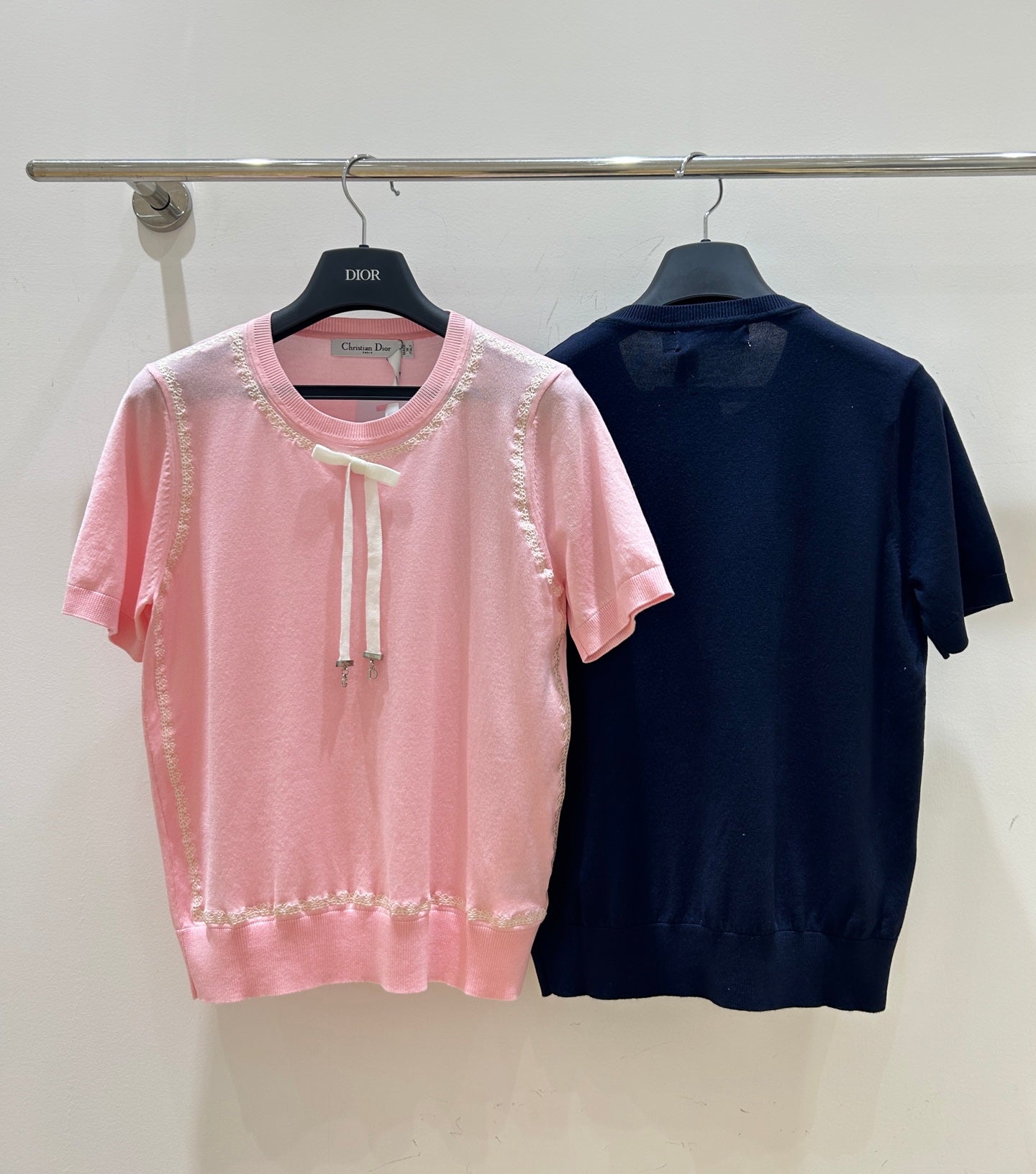 Dior 2026  Short-sleeved Top Navy Blue and Pink Wool 392520