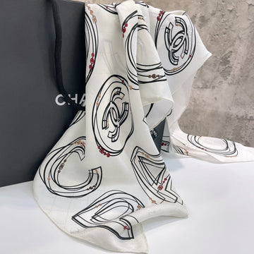 CC Square Scarf 90 CM In White Mix Black Silk 288721