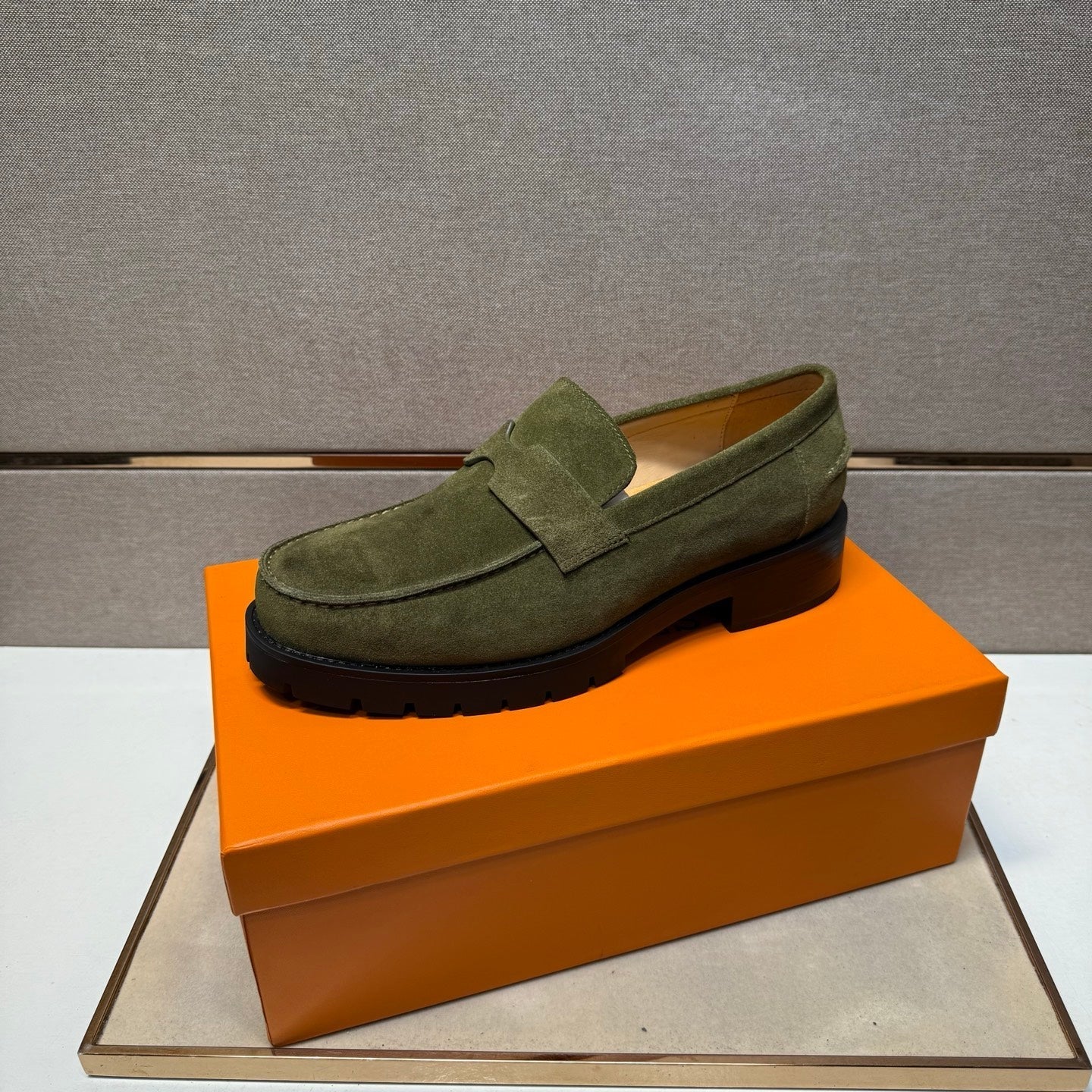 HM Men's 25 Klement Loafer Olive Green Suede 701604