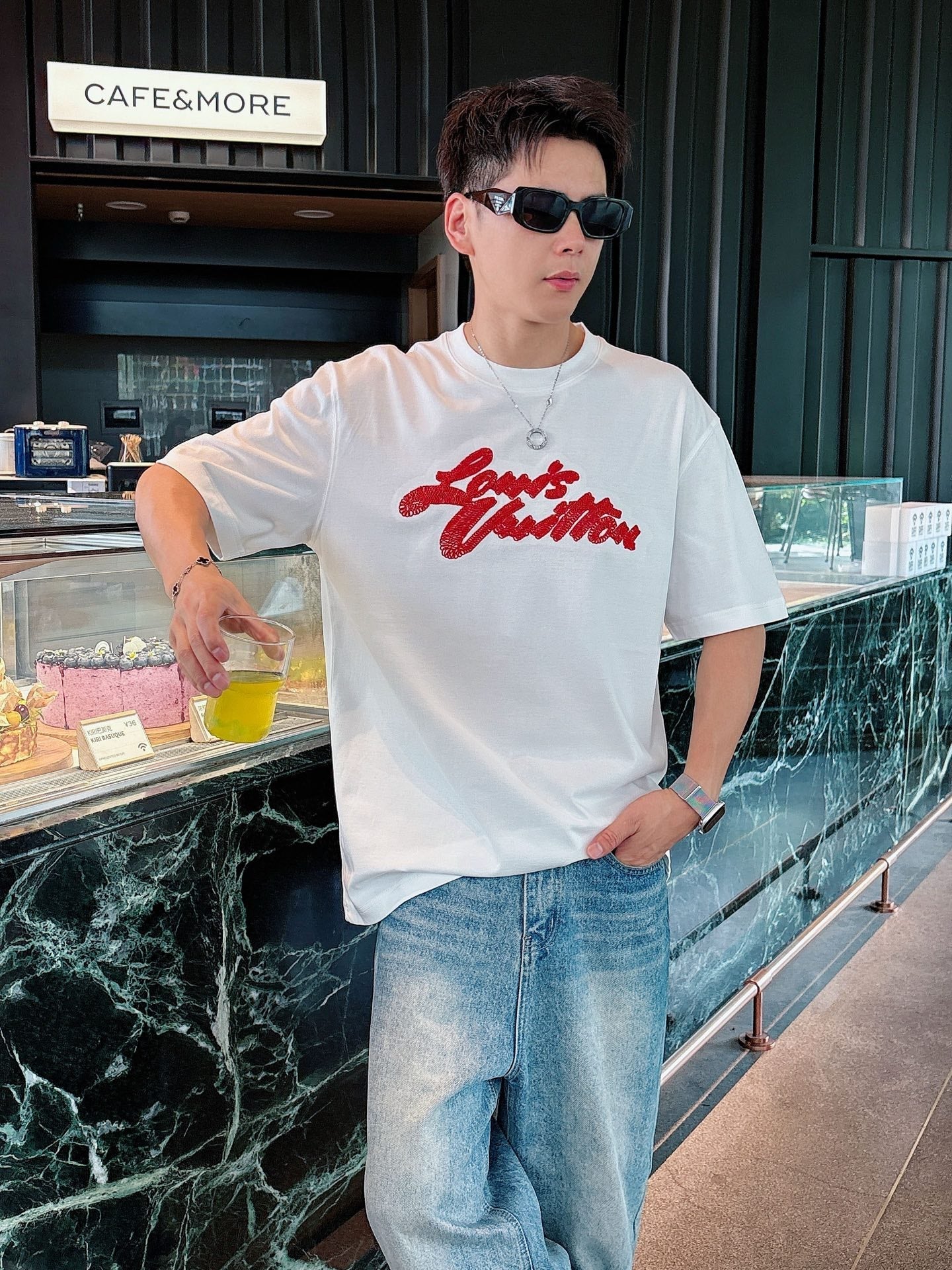 LV 26A Short-Sleeve T-Shirt White Red Cotton 406014