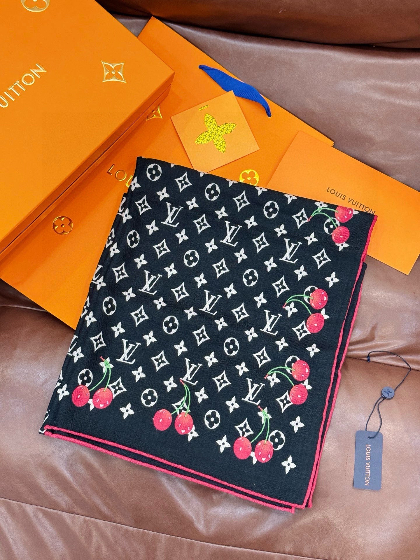 LV X TM Monogram Scarf 180CM Black Red Cashmere 293170