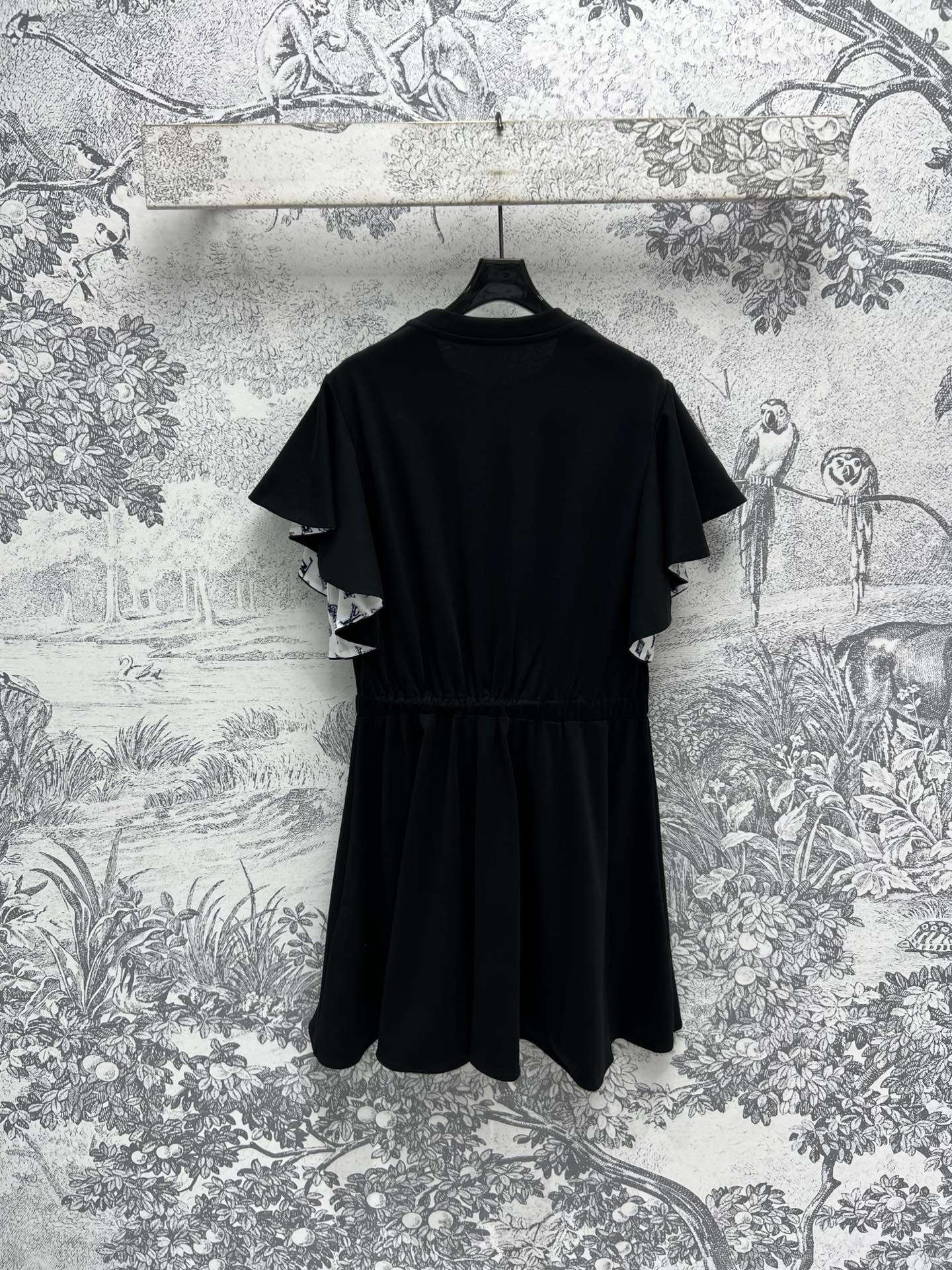 LV 25 Lotus Leaf Short Sleeve Dress Black Cotton
