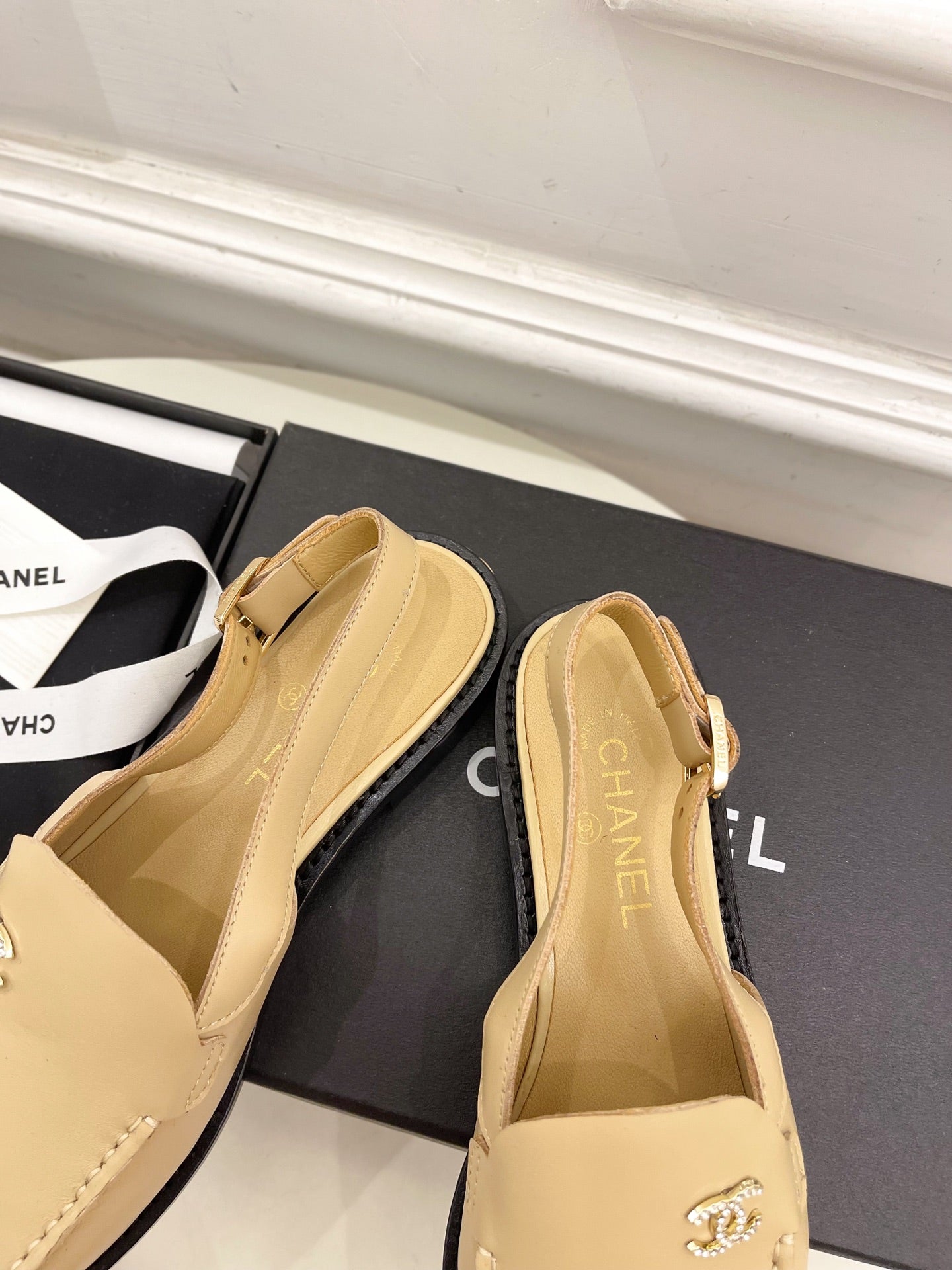 CC 25S Slingback Loafer Beiege Calfskin